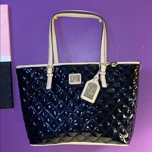 ANNE KLEIN LION TOTE
